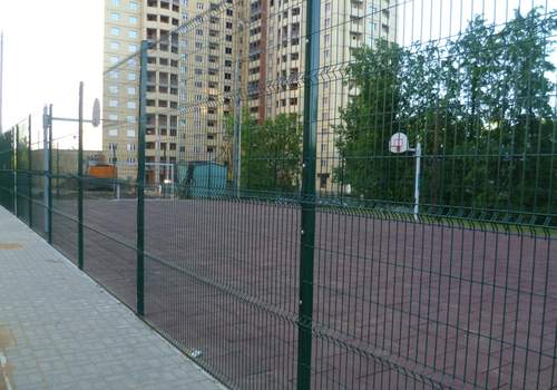 3Д забор для футбольной площадки в Ноябрьске